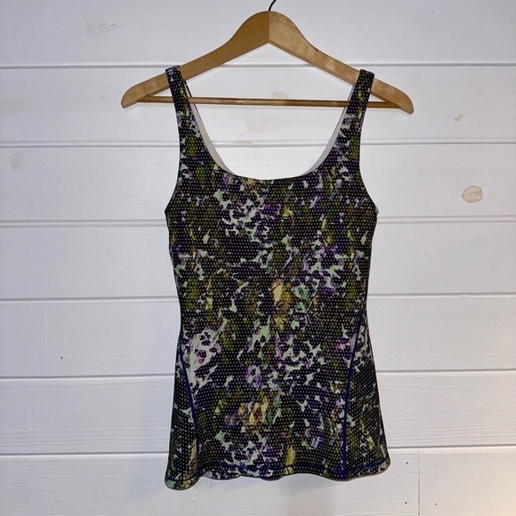 Lululemon RARE Amala Multicolor Floral Tank Built-In Bra Medium Support Sz 8 C/D - Picture 3 of 9